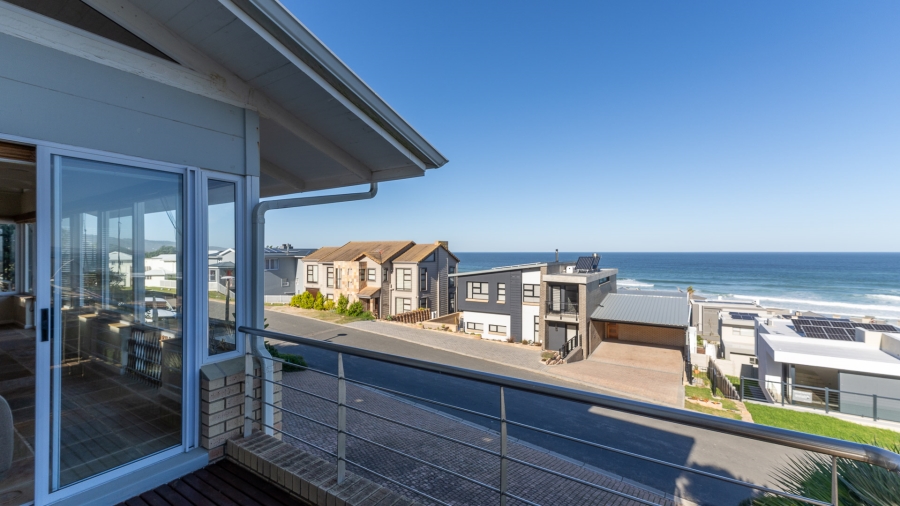 3 Bedroom Property for Sale in Pienaarstrand Western Cape